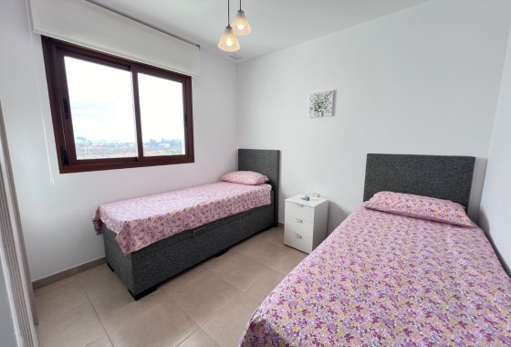 Resale - Apartment / flat - Lomas De Campoamor